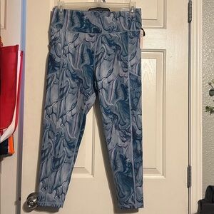 Victoria’s Secret Blue and Purple Abstract Pattern Leggings